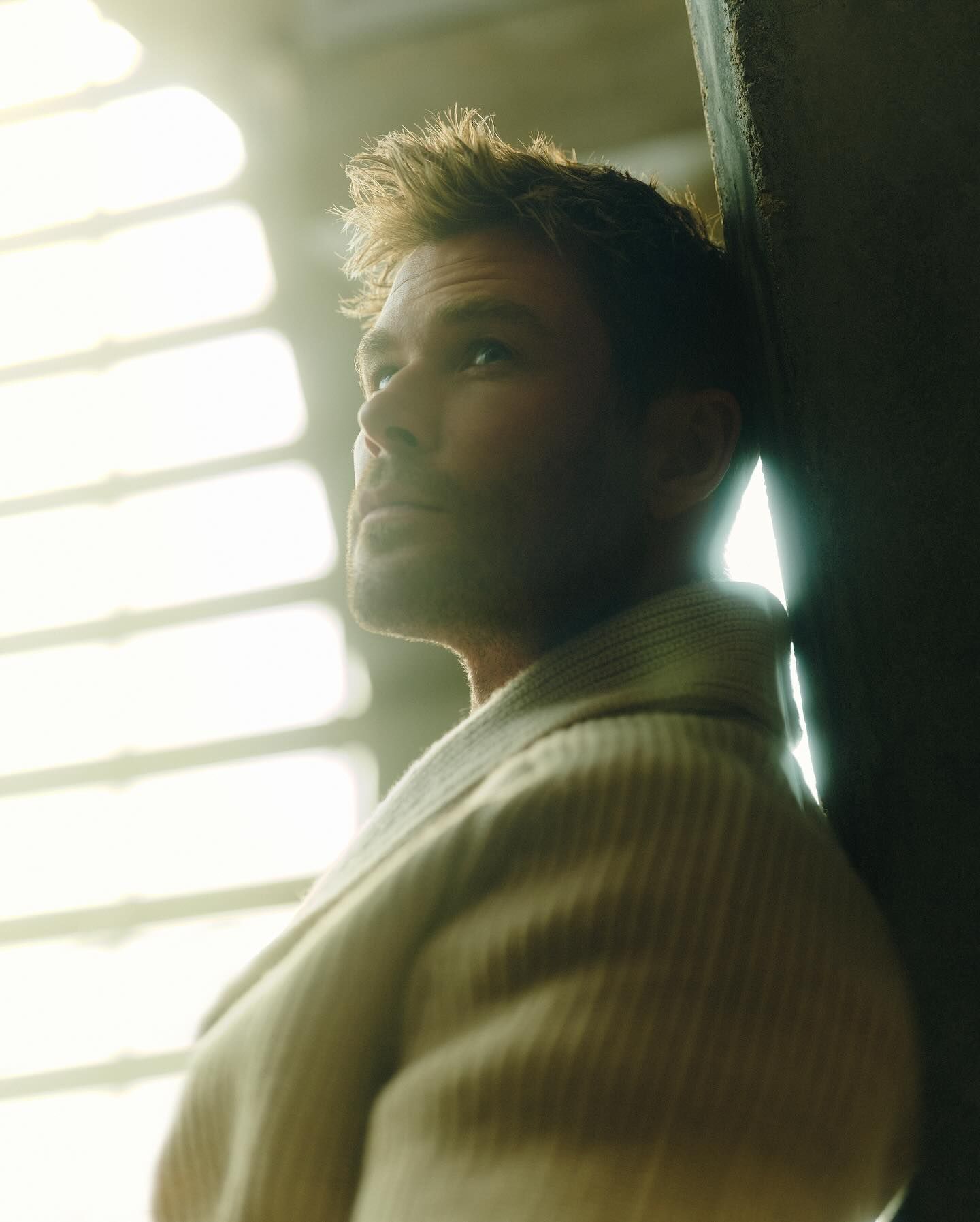 Christopher Hemsworth - Photo 1